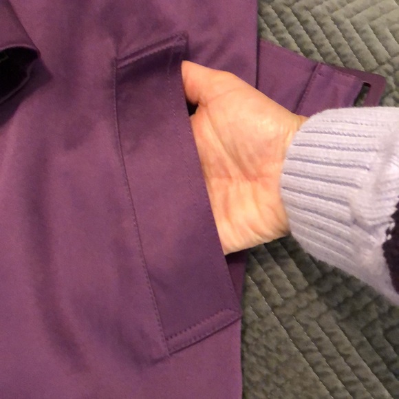 Joan Rivers purple trench coat - Picture 10 of 11